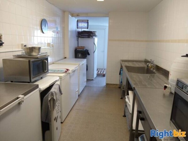 Outstanding Fish & Chip Shop with Spacious Accommodation Photo 5