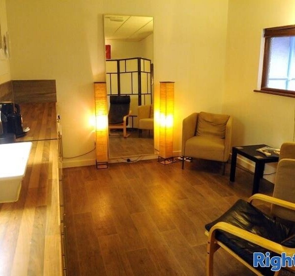 Highly rated Health and Beauty Salon for sale Photo 5