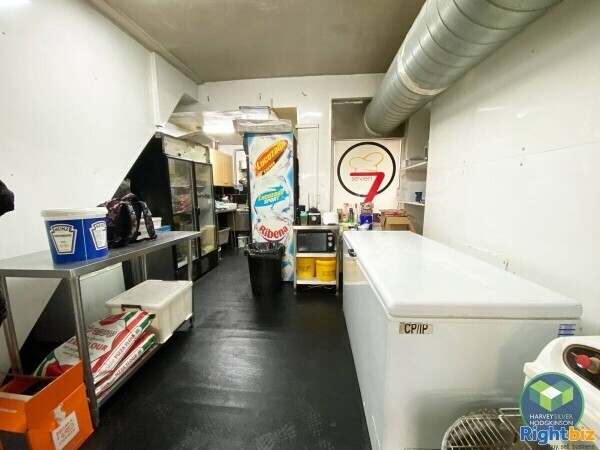 HOT FOOD TAKEAWAY: REDDISH: Photo 5