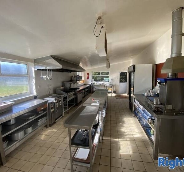 Cafe & Sandwich Bars For Sale in Holme-on-Spalding-Moor Photo 5