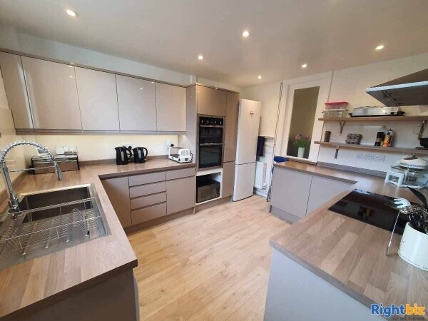 Beautiful Edwardian Guest House for Sale Photo 5