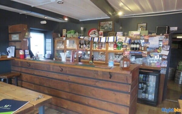 Well-known, Local & Popular, Free of Tie Bar Business Photo 5