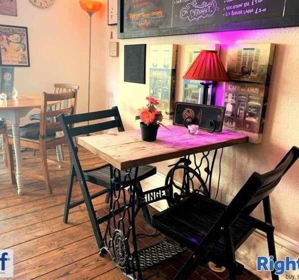 CAFÉ BAR Photo 5