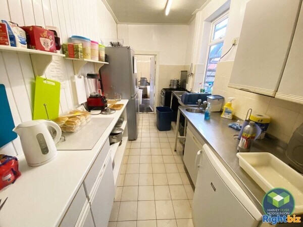 HOT FOOD TAKEAWAY: INCE IN MAKERFIELD, WIGAN: Photo 5