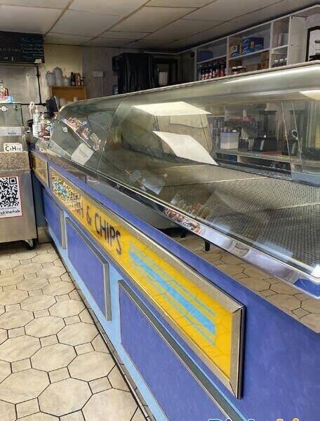 Highly Visible Award Winning Hot Food Take-Away Photo 5