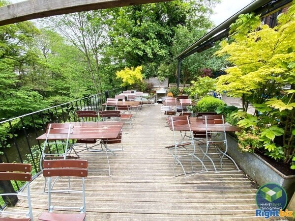LICENSED RESTAURANT/BAKERY: MARPLE BRIDGE: Photo 5