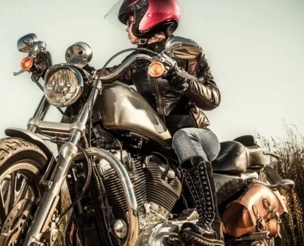 Highly Reputable Motorcycle Garage Business For Sale in Plymouth Photo 5