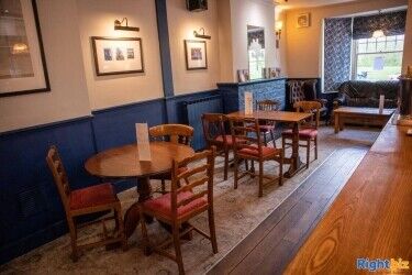 SURREY - SUPERBLY REFURBISHED PUB & RESTAURANT Photo 5