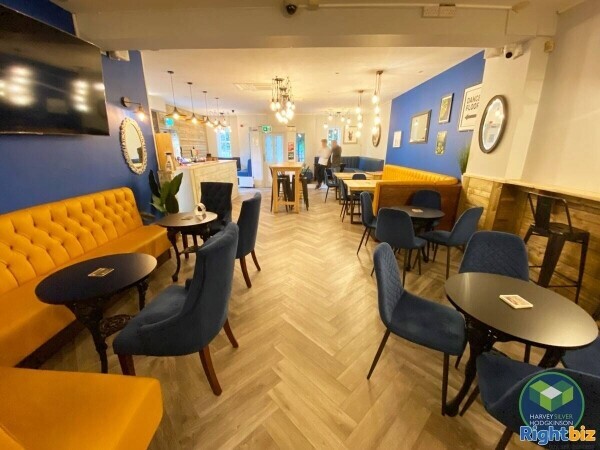 BAR TO LET: LYMM: Photo 5