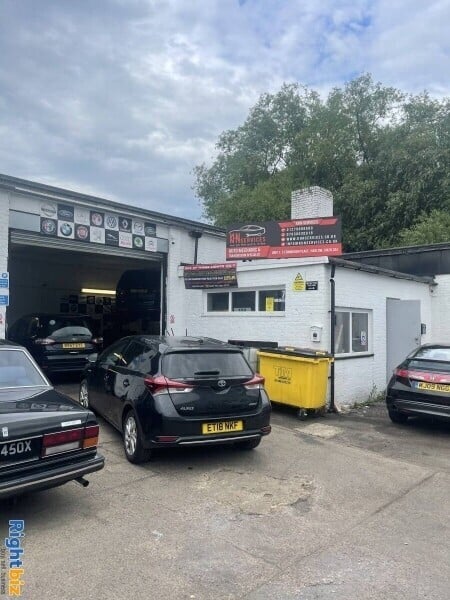 Auto Car Garage/ Workshop Business For Sale - Engine and Transmission specialist Photo 5