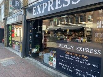 HIGH SPEC ORGANIC/OFF LICENCE/ FRUIT N VEG Photo 1