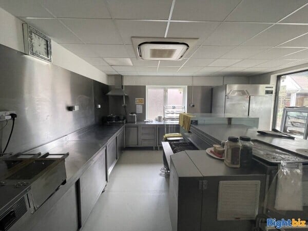LeaseHold Bakery or Pizza Shop Premises For Sale In Hayes London Photo 5