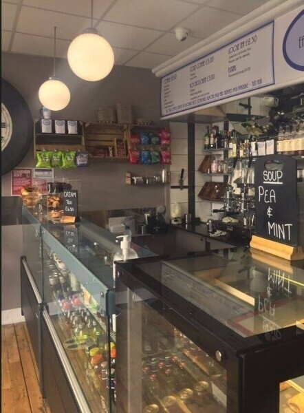 FANTASTIC OPPORTUNITY - FULLY REFURBISHED LICENSED 25 SEATER CAFÉ - ETON, BERKSHIRE Photo 5