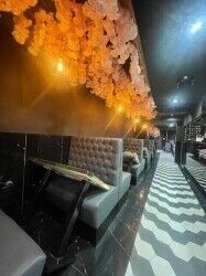 Dessert and Burger Lounge for Sale in Cheshunt Photo 5