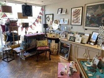 PICTURE FRAMING BUSINESS - BUCKINGHAMSHIRE Photo 5