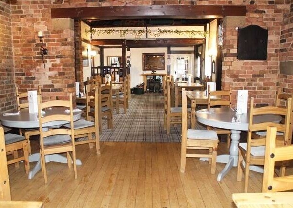 WARWICKSHIRE - MAIN ROAD FREEHOUSE AND CAMPSITE Photo 5