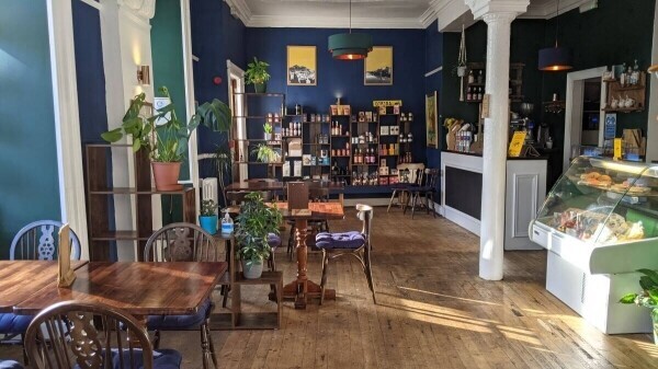 Popular licensed Cafe/Bistro for sale in Leith Photo 5