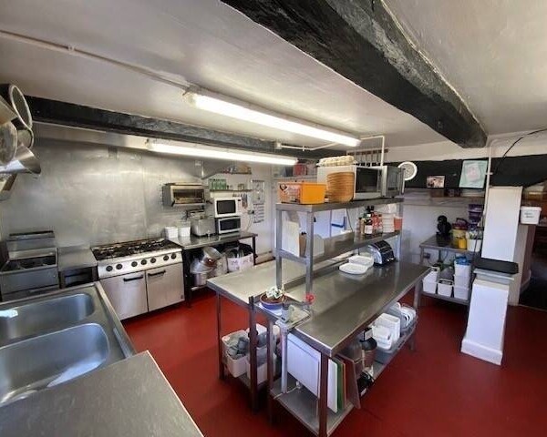 BISTRO/RESTAURANT IN PRIME CHESHIRE VILLAGE LOCATION. Photo 5