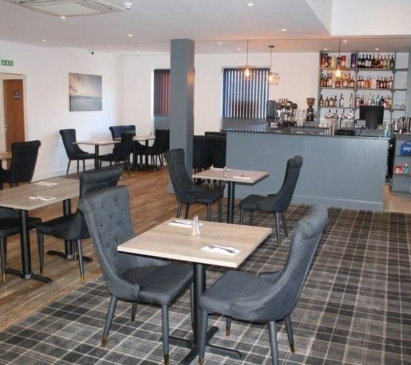 Attractive Restaurant / Take Away Situated on the Beautiful Moray Coast Photo 4