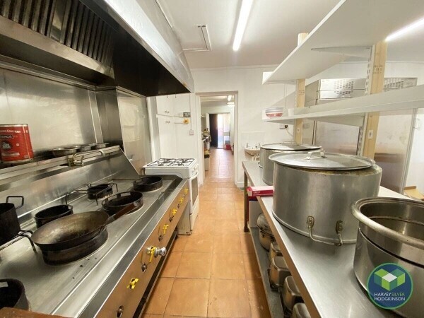 HOT FOOD TAKEAWAY: FAILSWORTH Photo 5