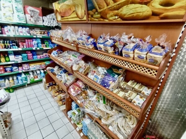 Convenience Store / Off-License For Sale in Finsbury Park Photo 4