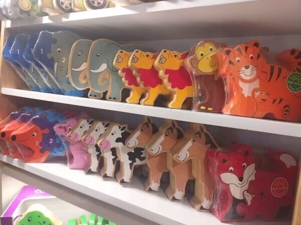 Popular Gift Shop Photo 5