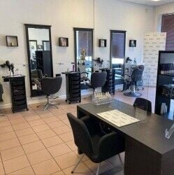Business For Sale: Hair, Beauty & Tanning Business, Newton Aycliffe Photo 5
