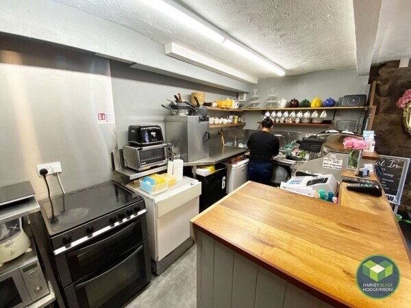 CAFE/BISTRO: BARNOLDSWICK: Photo 5