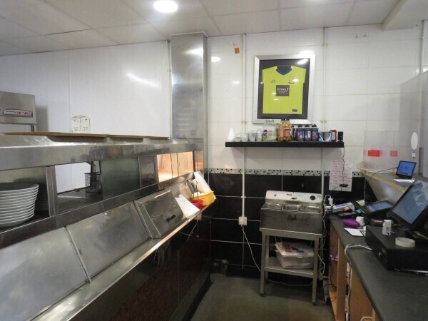 Long Established, Traditional Fish & Chip business, in the heart of Morley Photo 5