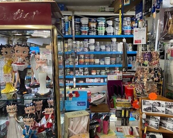 Well Established Hardware Store Coleshill Birmingham Photo 5