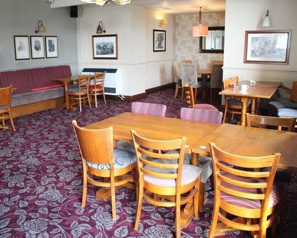 LORD NELSON HOTEL, MILFORD HAVEN, PEMBROKESHIRE : FOR SALE BY PUBLIC AUCTION (UNLESS PREV SOLD) Photo 5