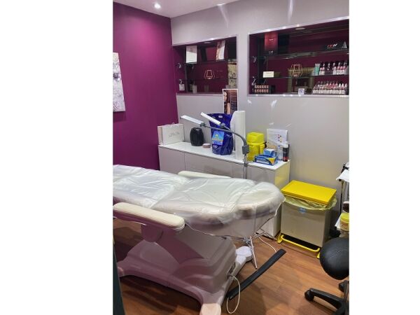 Well Established Beauty Salon For Sale Photo 5
