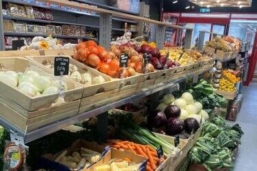 Recently Closed Licensed Supermarket - Stevenage Photo 5