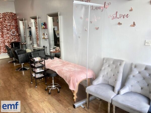 HAIR SALON Photo 5