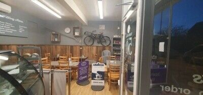 A TRADITIONAL BAKERY AND CAFÉ Photo 5