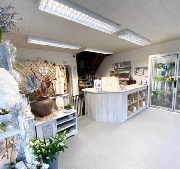 Leasehold Florists Located In Droitwich Spa Photo 5