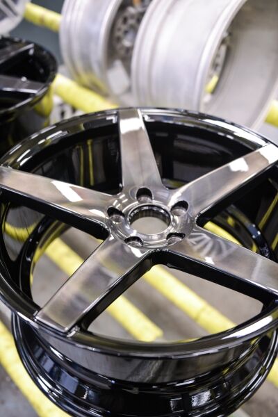 Extremely Successful & Reputable Alloy Wheel Repair Centre for Sale Photo 5