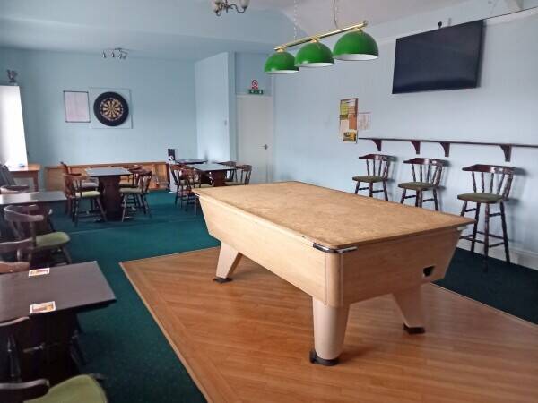 WARWICKSHIRE – WELL ESTABLISHED AND PROFITABLE TRADITIONAL WET LED COMMUNITY PUB ON EDGE OF BUSY TOW Photo 5