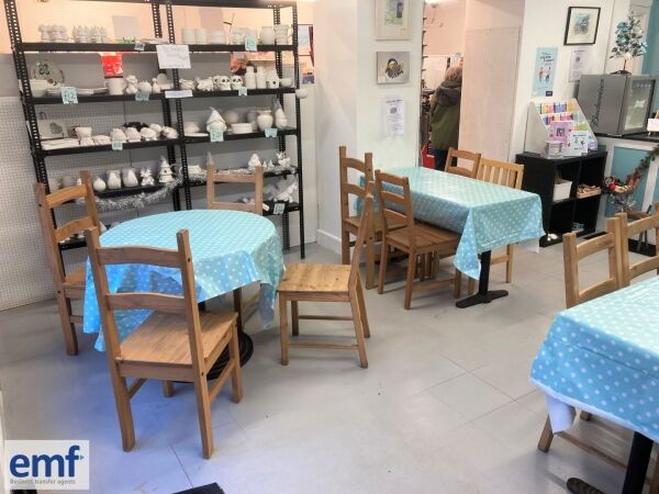 POST OFFICE, STATIONERY, CARDS, CAFÉ AND POTTERY PAINTING STUDIO Photo 5
