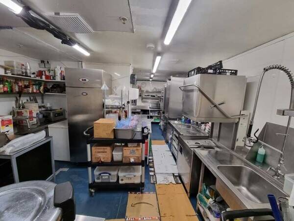 Stunning and rarely available restaurant opportunity in Uddingston Photo 5