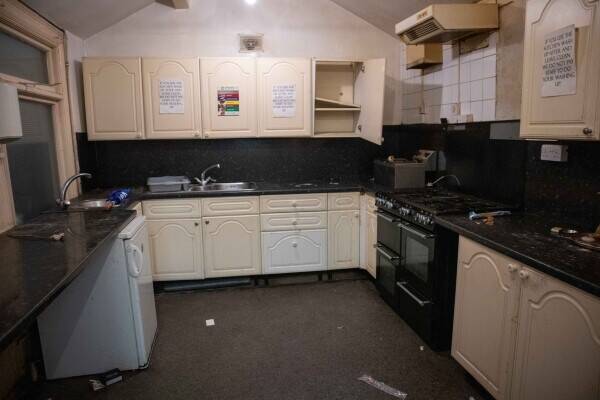 KENT - PUBLIC HOUSE PRIME FOR REDEVELOPMENT Photo 5