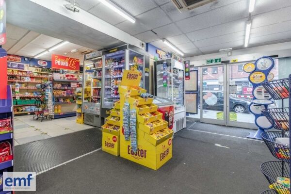 Convenience Store Photo 5