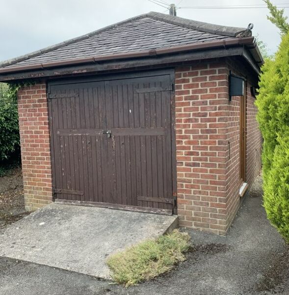 A Fantastic Opportunity To Acquire This Freehold Business Photo 5