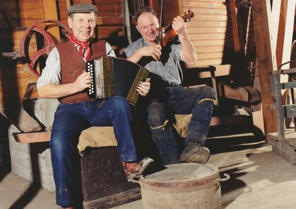 Media Company Specialising in New and Authentic Scottish Heritage Film Photo 5