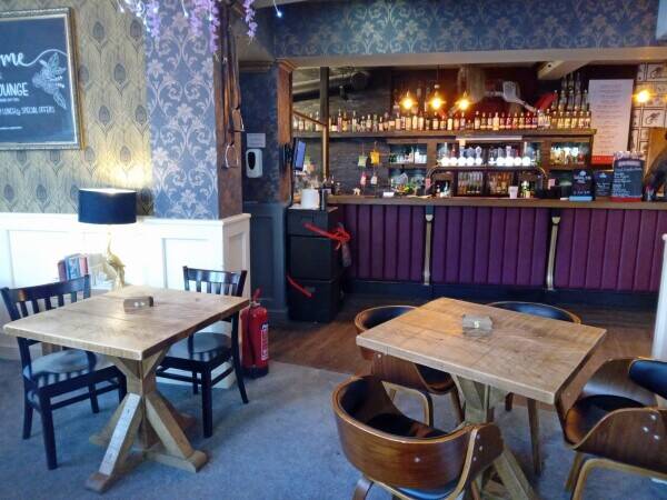 DERBYSHIRE - TOWN CENTRE PUBLIC HOUSE & RESTAURANT ON THE EDGE OF THE PEAK DISTRICT NATIONAL PARK Photo 5