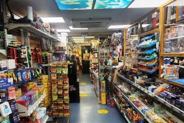 Licenced Newsagents & Convenience Store - London Photo 5