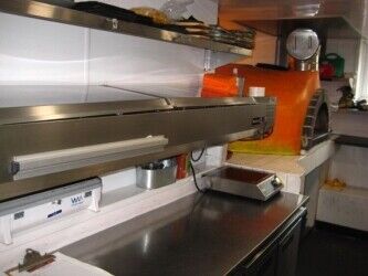 Leasehold Pizza Restaurant Located In Padstow Photo 5