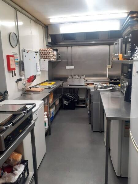 This is a rare opportunity to acquire a fashionable catering business based in Allenton, Derby. Photo 5