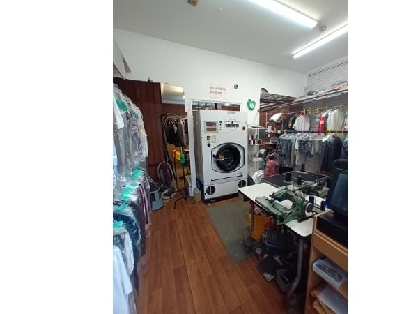 Well Established Dry Cleaners In Dagenham For Sale Photo 5