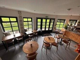 Very Popular Cafe in Stunning Location Early Viewing is Highly Recommended Photo 5